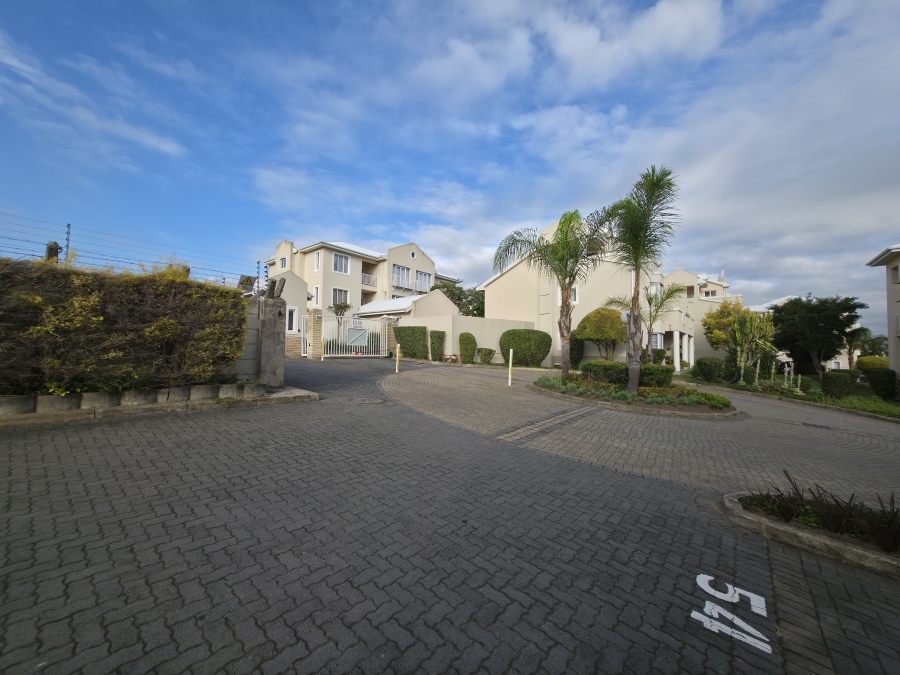 1 Bedroom Property for Sale in Beacon Bay North Eastern Cape